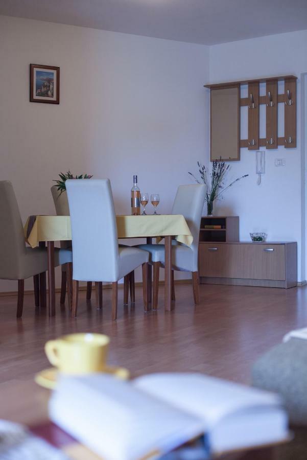 Apartment Helga Ližnjan Zewnętrze zdjęcie