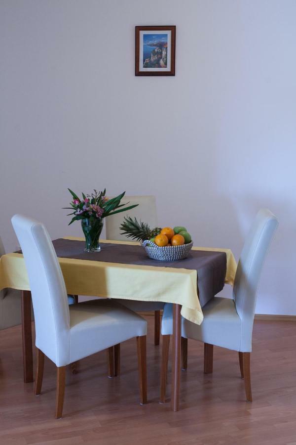 Apartment Helga Ližnjan Zewnętrze zdjęcie