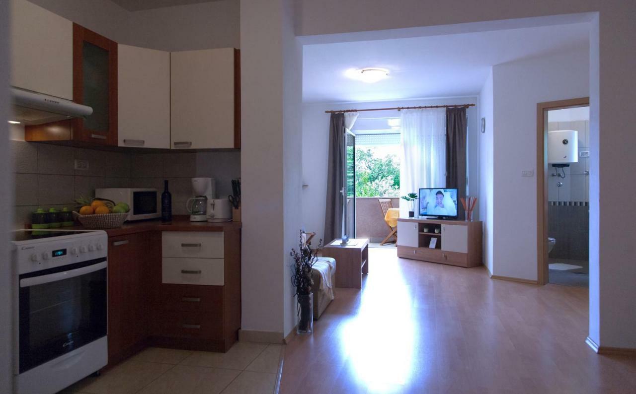 Apartment Helga Ližnjan Zewnętrze zdjęcie