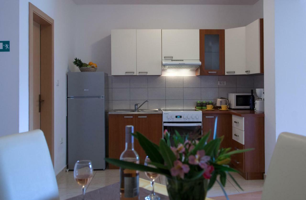 Apartment Helga Ližnjan Zewnętrze zdjęcie
